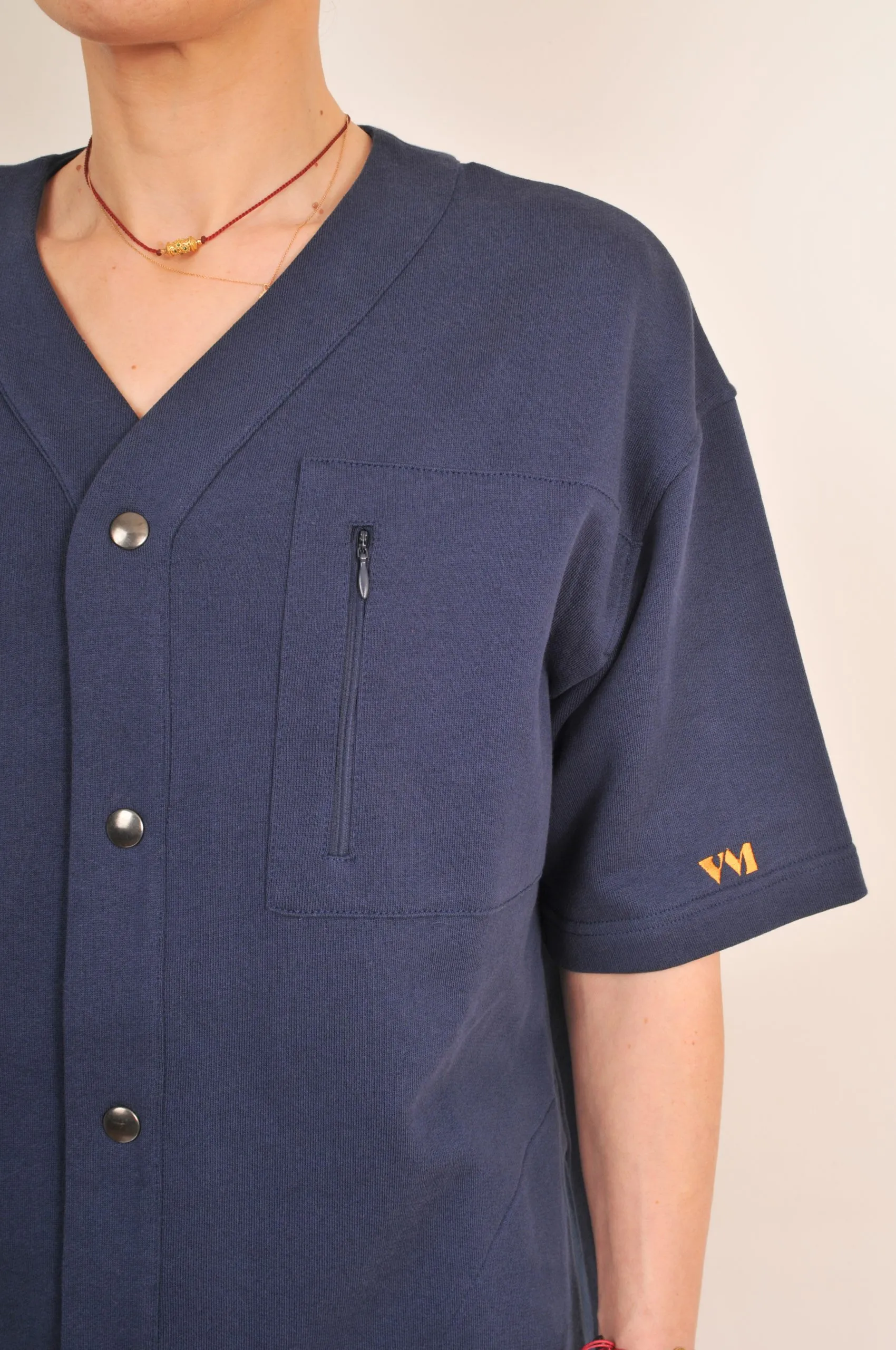LVM, Modèle Cardigan mixte Lilium de couleur marine
