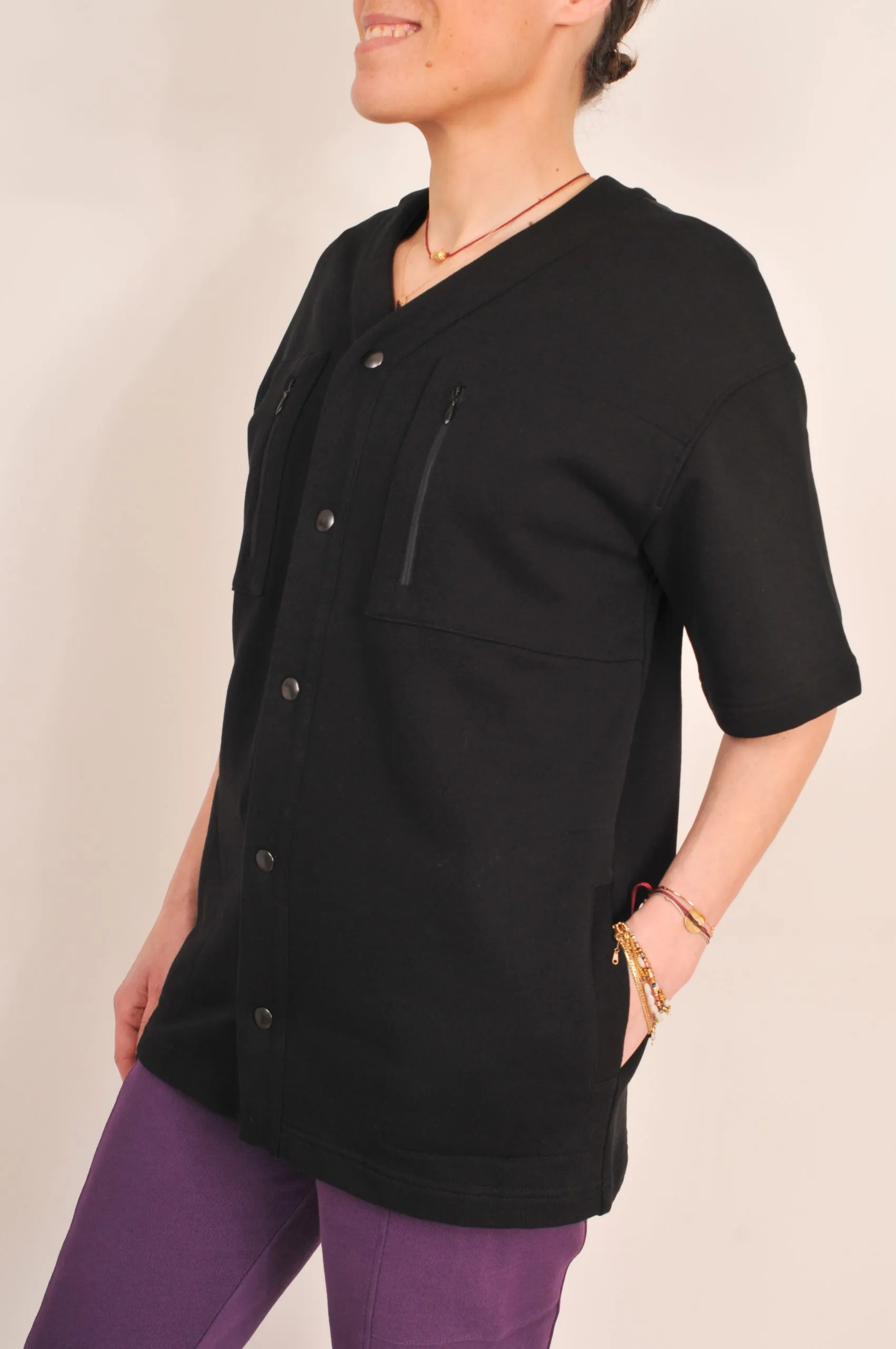 LVM, Modèle Cardigan mixte Lilium de couleur Noir