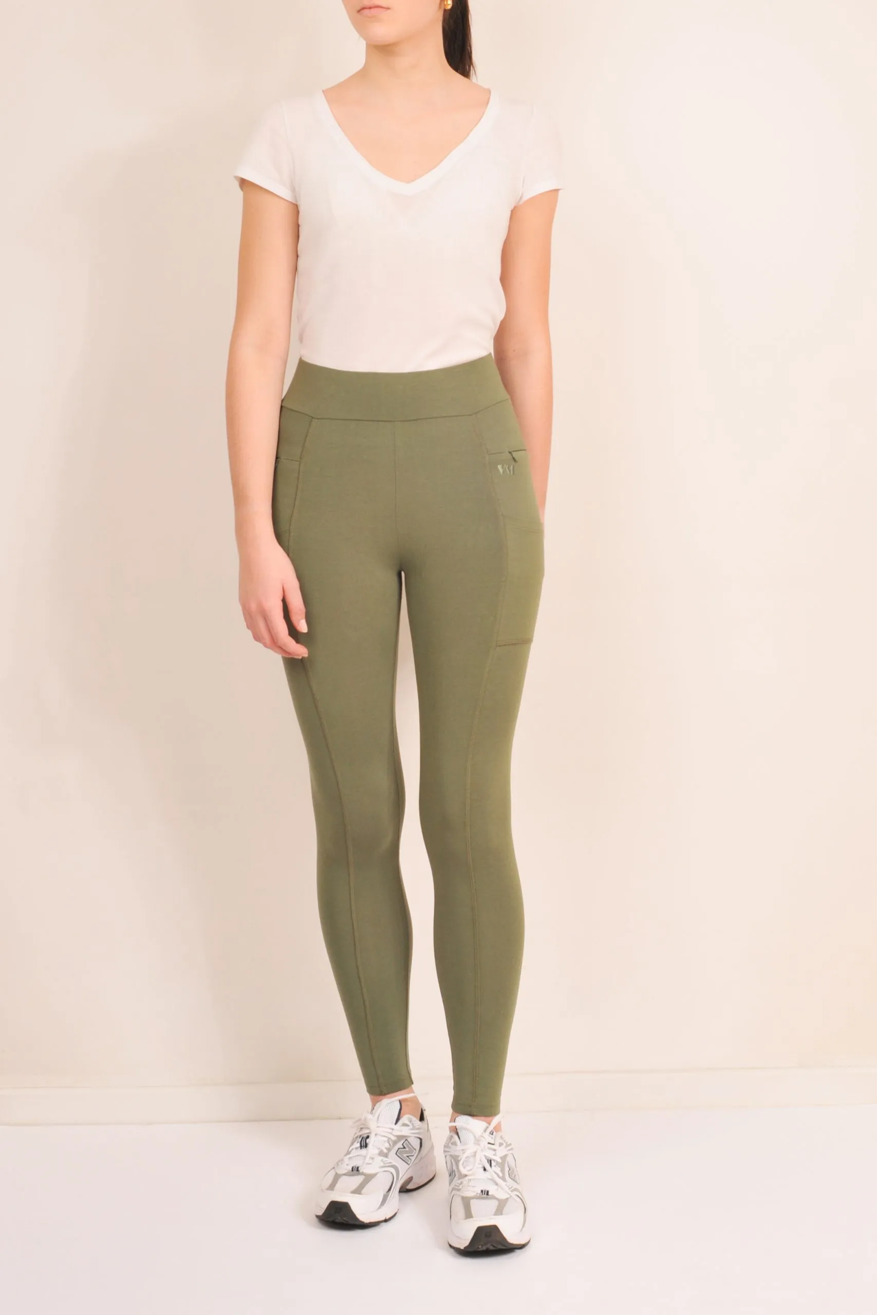 Image n°10 du modèle Legging Aegis de couleur thym
