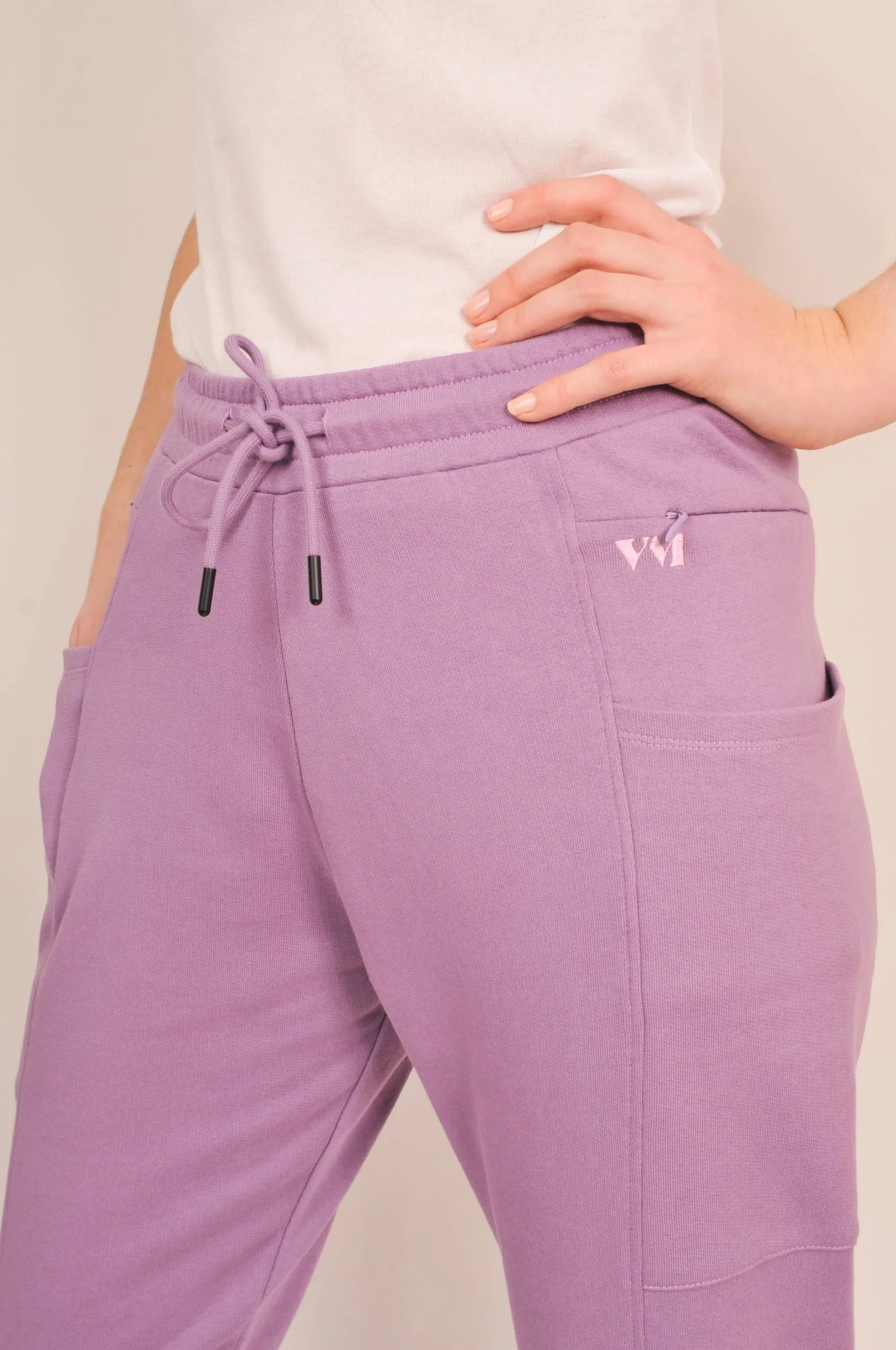 LVM, Modèle Pantalon mixte Salvia de couleur lilas