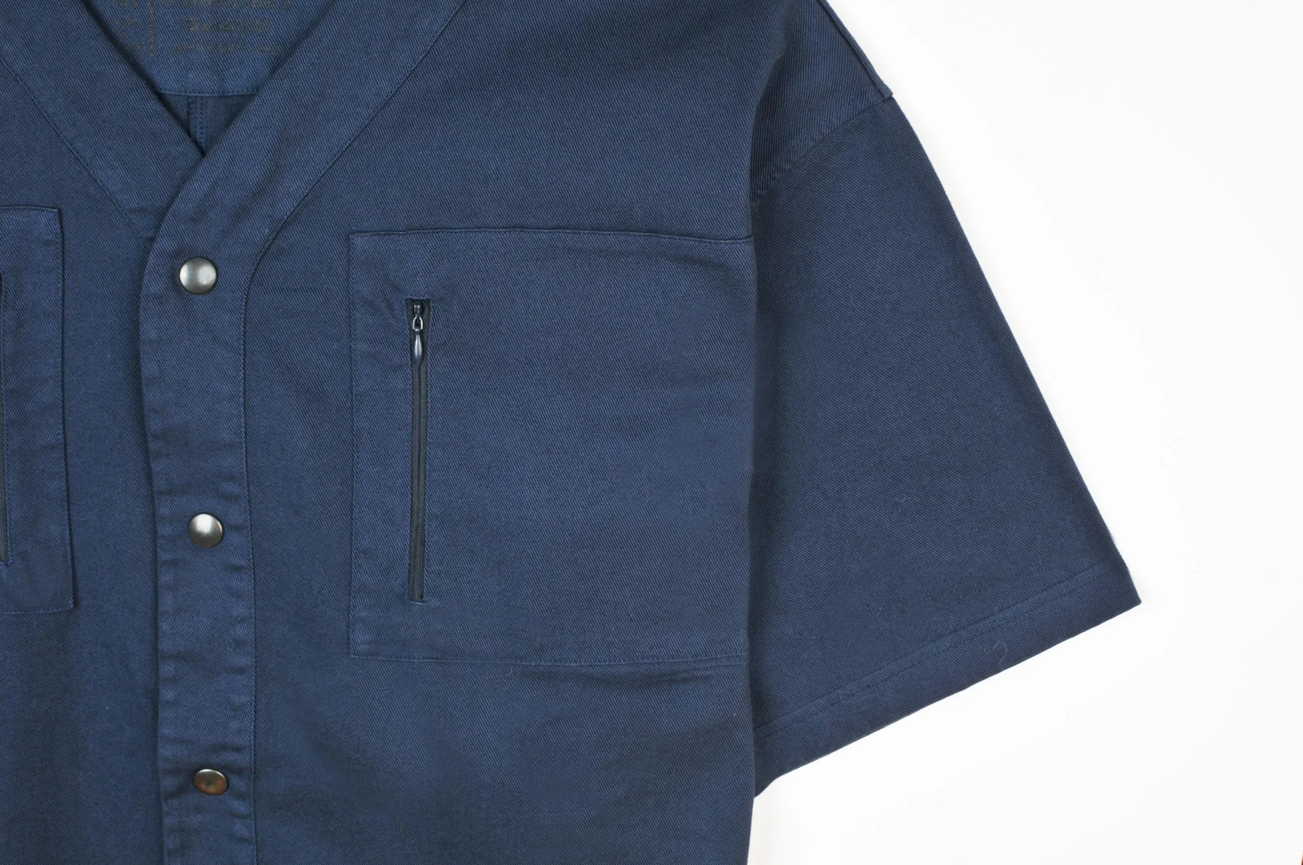Image n°28 du modèle Blouse mixte Myrrha de couleur marine